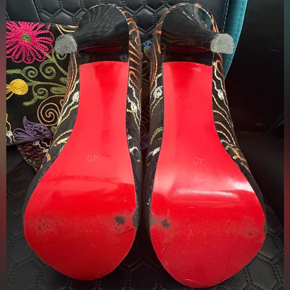 Embroidered Floral Black Multicolor Heeled Red Bottom Boots from Zeyzani - Picture 4 of 4